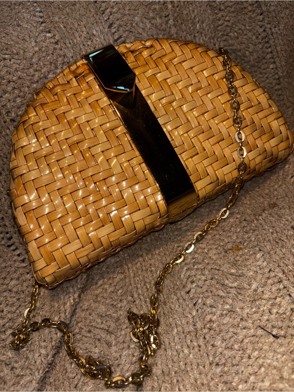 Vintage Ronora Woven Rattan Straw Half Moon Handbag Gold Chain Strap Hong Kong - Picture 2 of 9